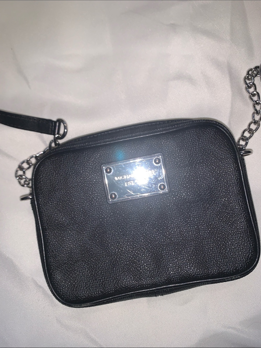 Michael Kors Black Pebbled Leather Crossbody Camera Bag with Silver Plaque - Picture 3 of 10